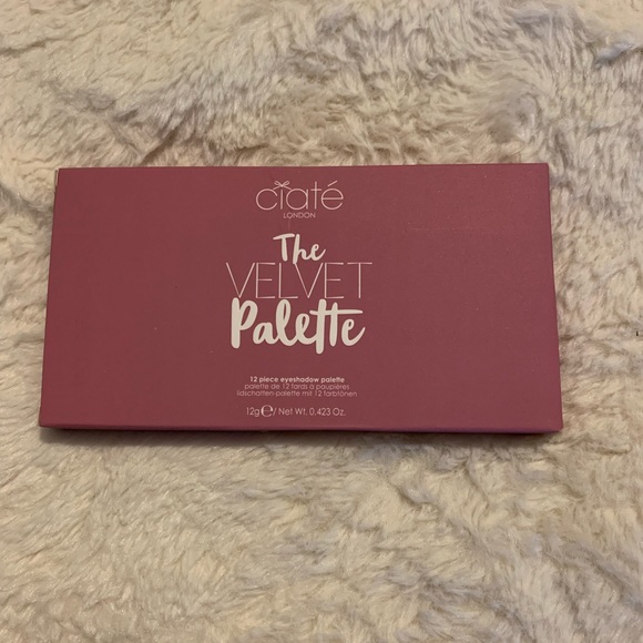 NIB Ciate London Velvet Palette 12 Shadow Set - Picture 2 of 6